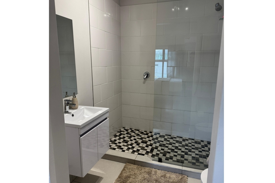 To Let 2 Bedroom Property for Rent in Groenvlei Western Cape